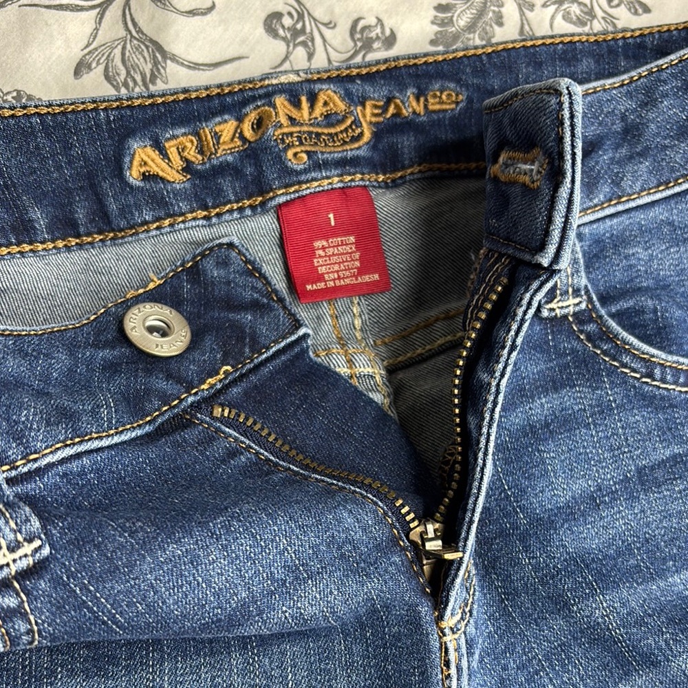 Arizona Jean Company Blue Jean Shorts - Picture 5 of 5